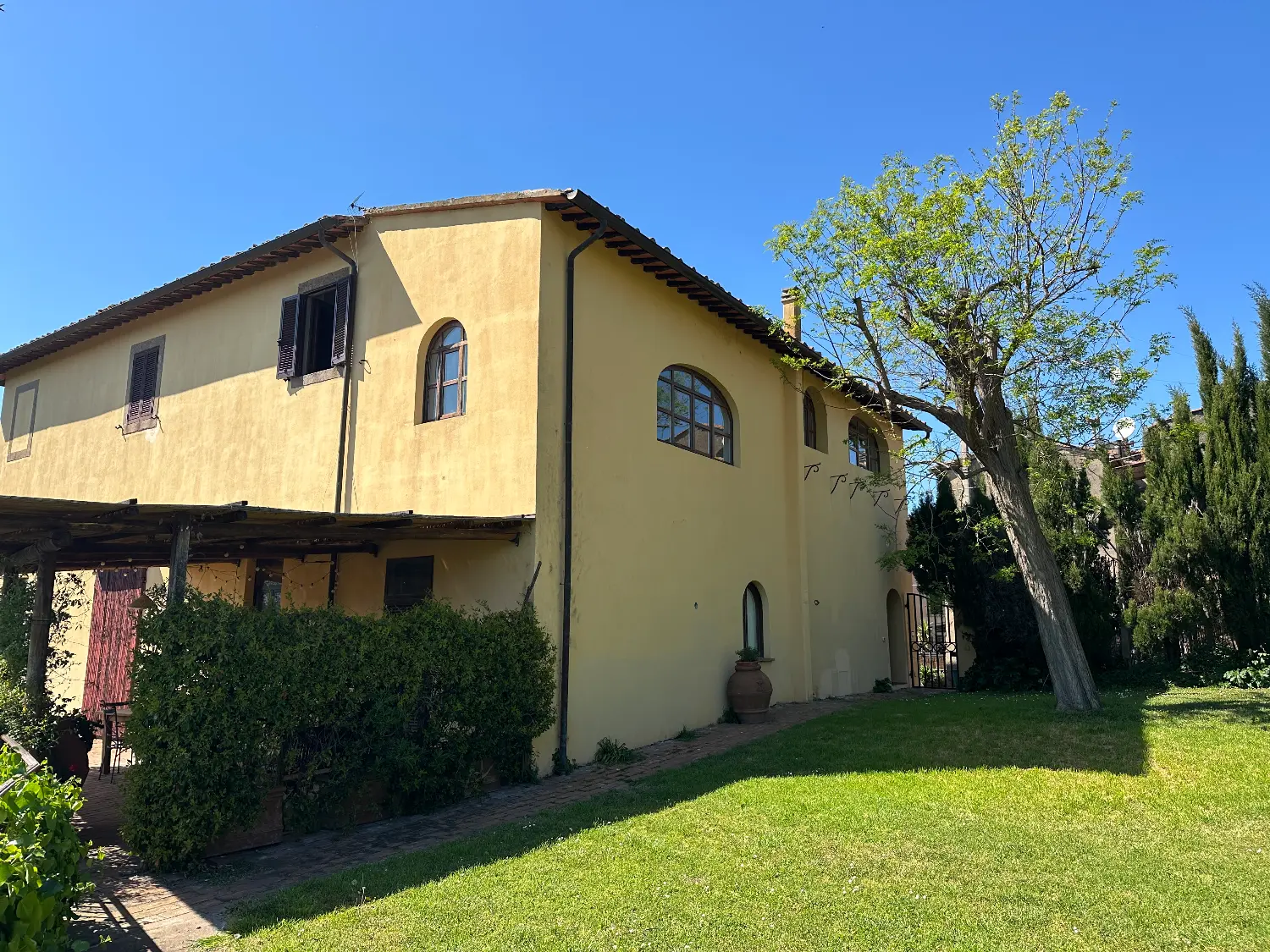 casa belvedere bolgheri aussen