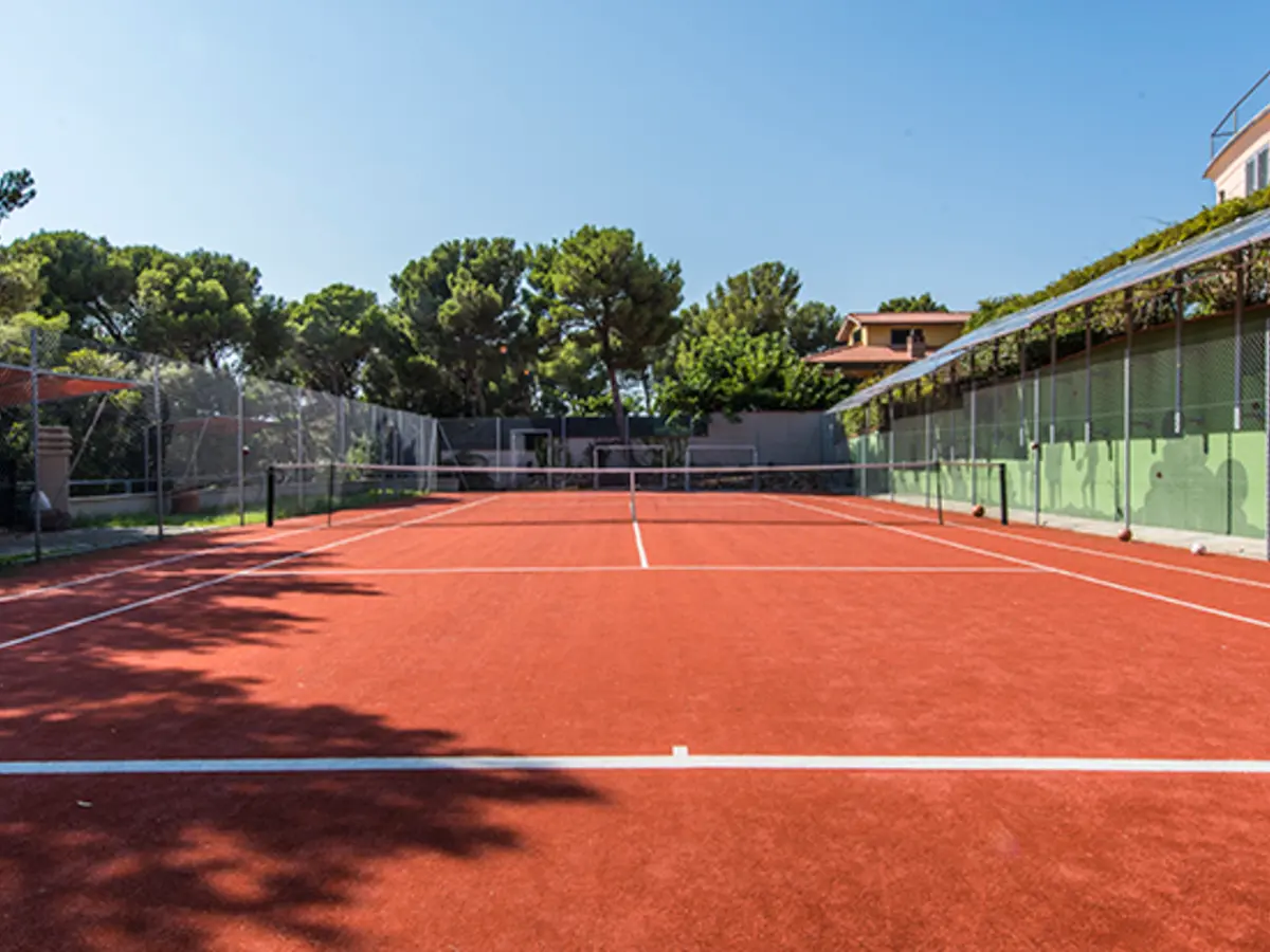 villa loncello tennisplatz