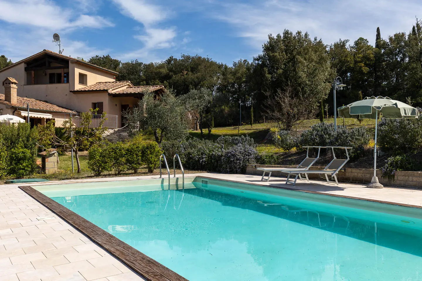 villa montegemoli privater pool