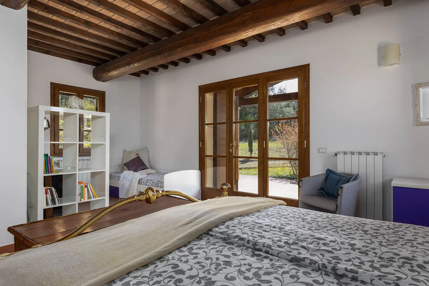 villa montegemoli schlafzimmer